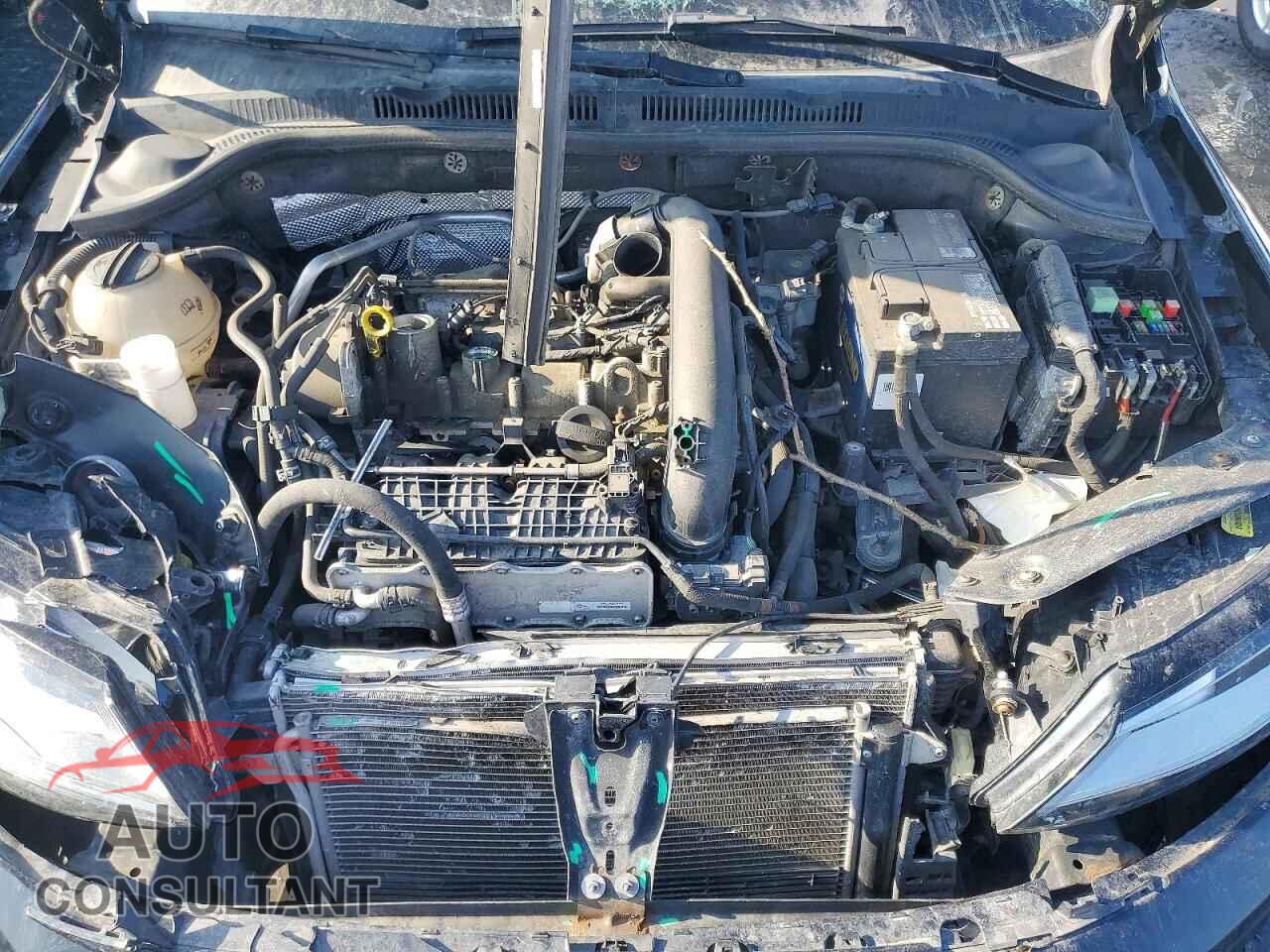 VOLKSWAGEN JETTA 2017 - 3VW2B7AJ4HM385958
