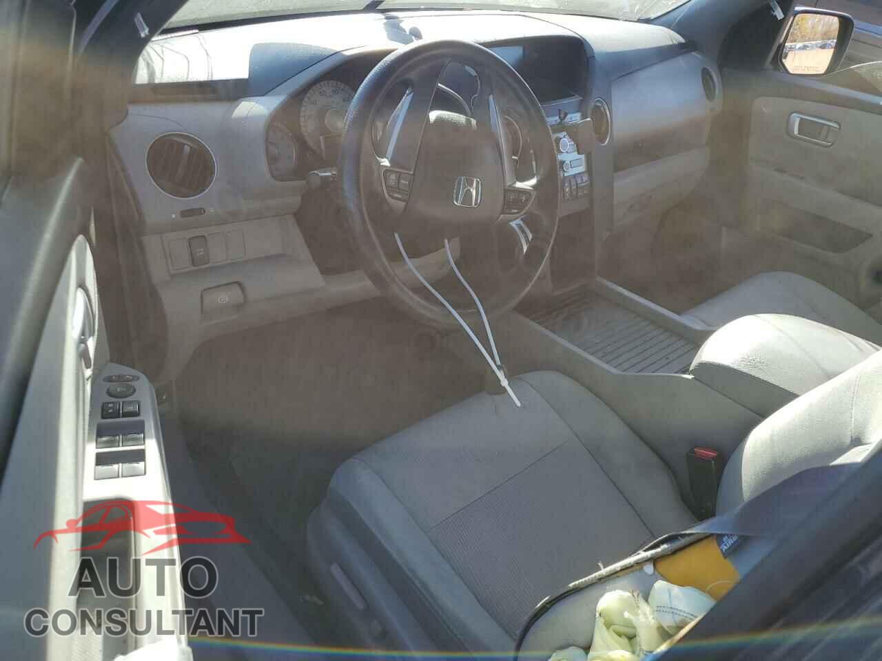 HONDA PILOT 2011 - 5FNYF4H40BB103083