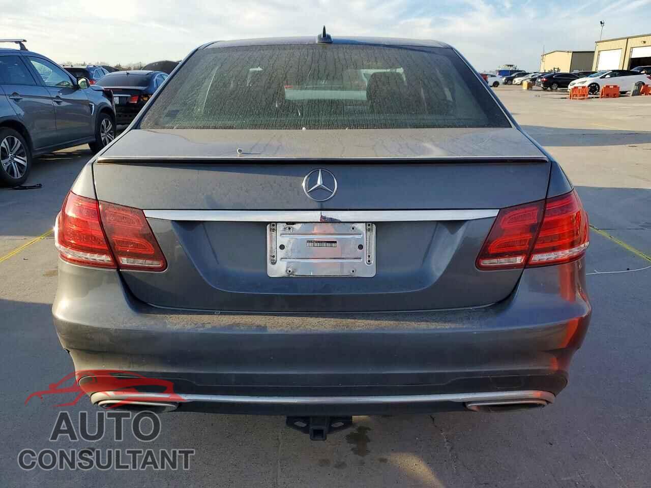 MERCEDES-BENZ E-CLASS 2014 - WDDHF8JB3EA858022
