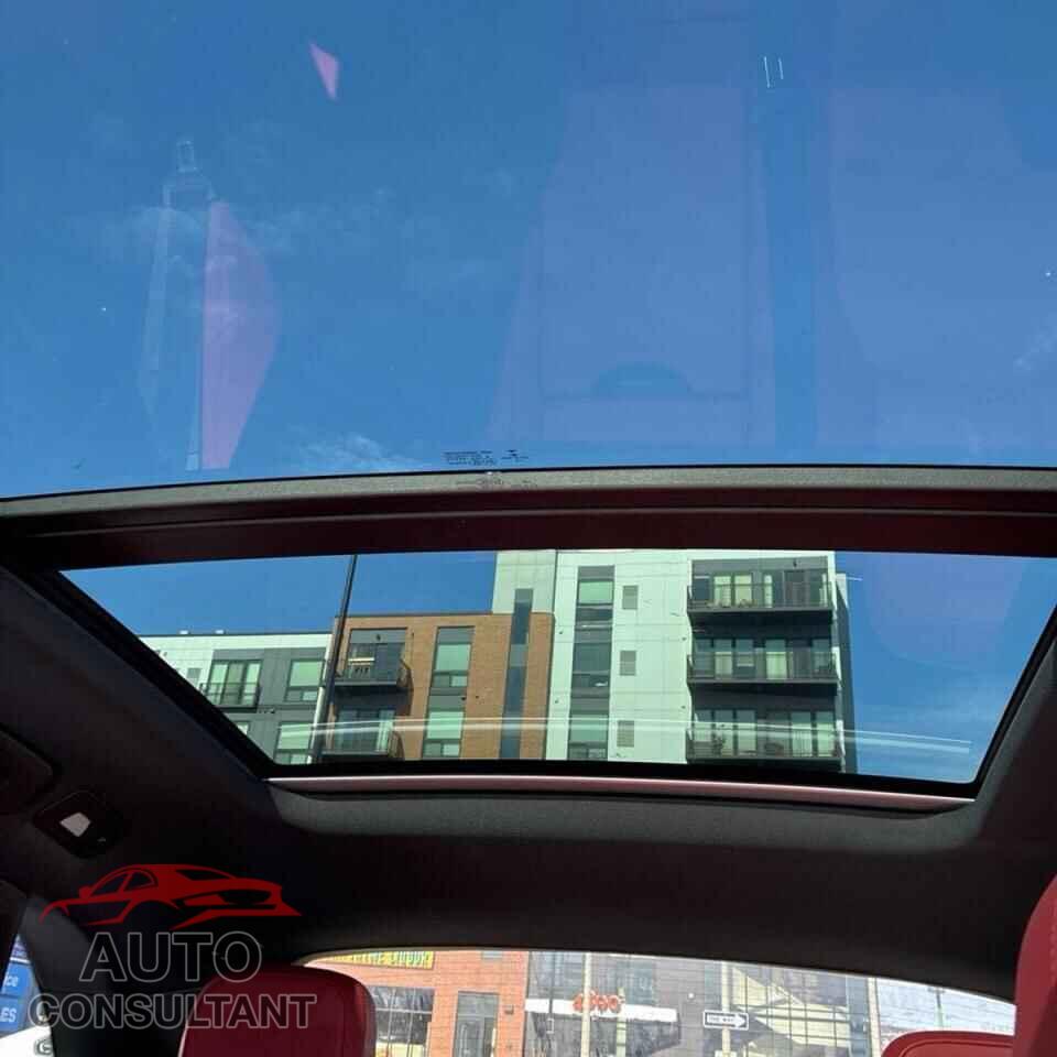 PORSCHE MACAN 2017 - WP1AG2A54HLB52152