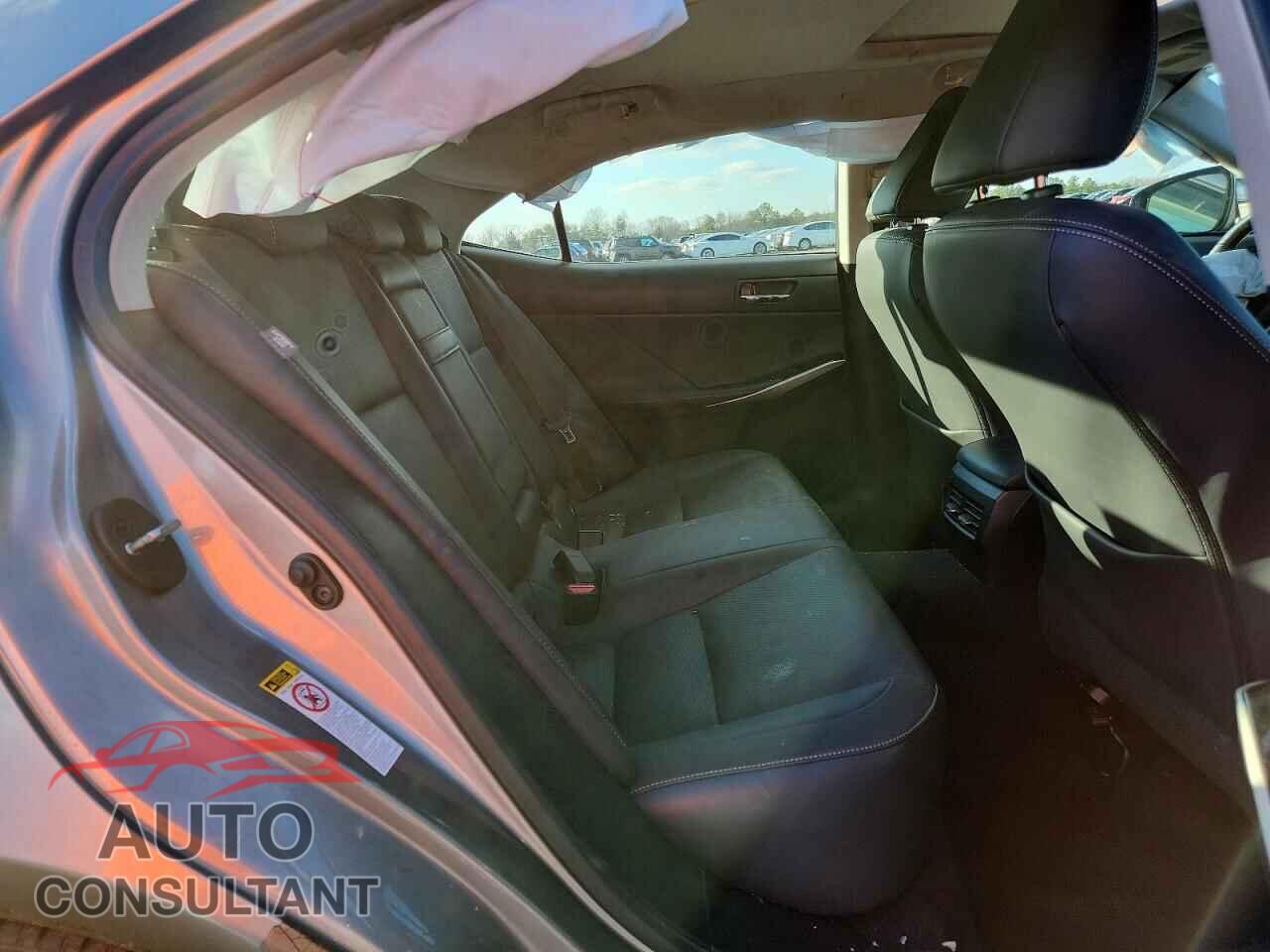 LEXUS IS 2015 - JTHBF1D29F5073662