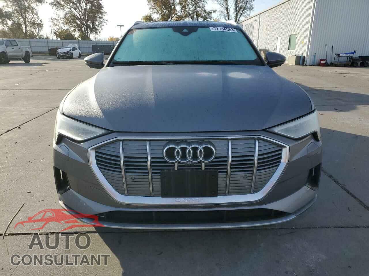 AUDI E-TRON 2019 - WA1LABGE6KB018401