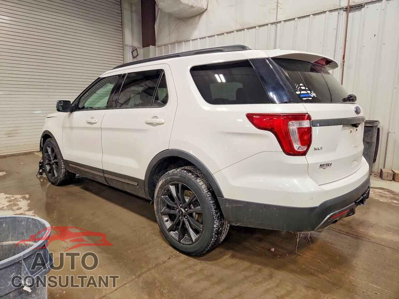 FORD EXPLORER 2017 - 1FM5K8D82HGD37217