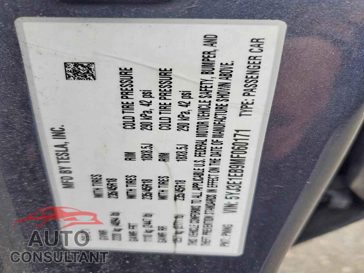 TESLA MODEL 3 2021 - 5YJ3E1EB9MF060171