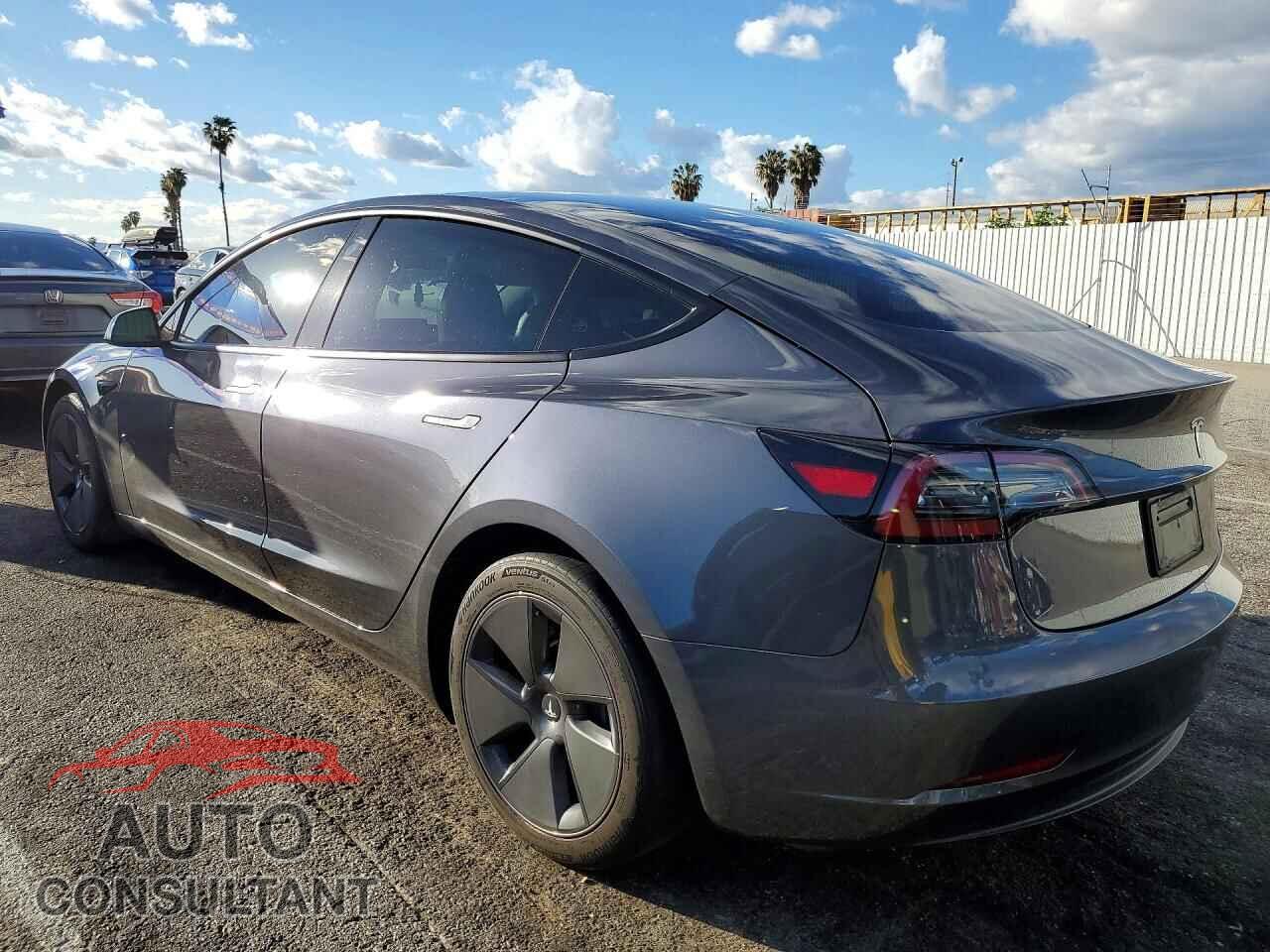 TESLA MODEL 3 2023 - 5YJ3E1EAXPF647118