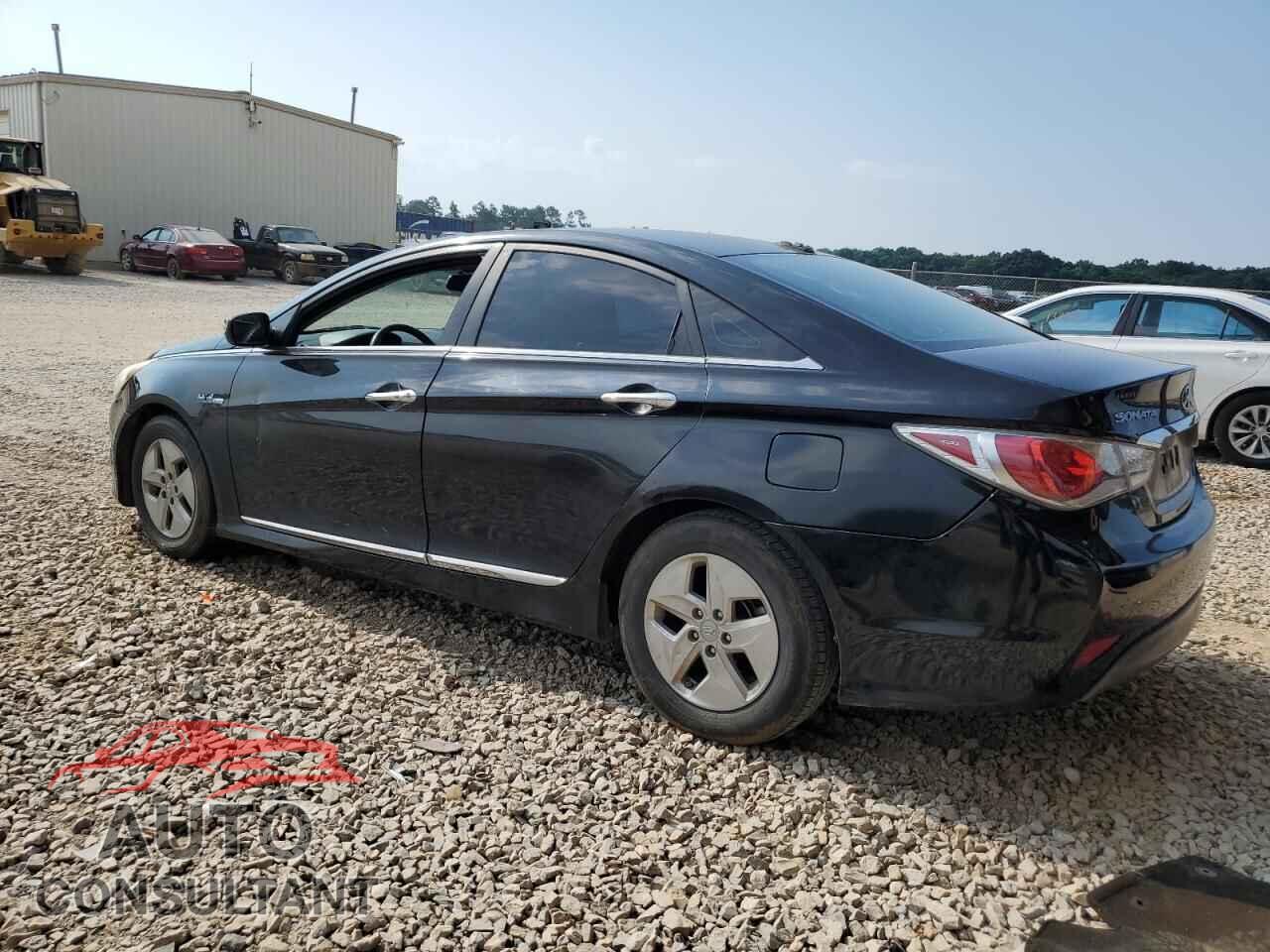 HYUNDAI SONATA 2012 - KMHEC4A41CA037946