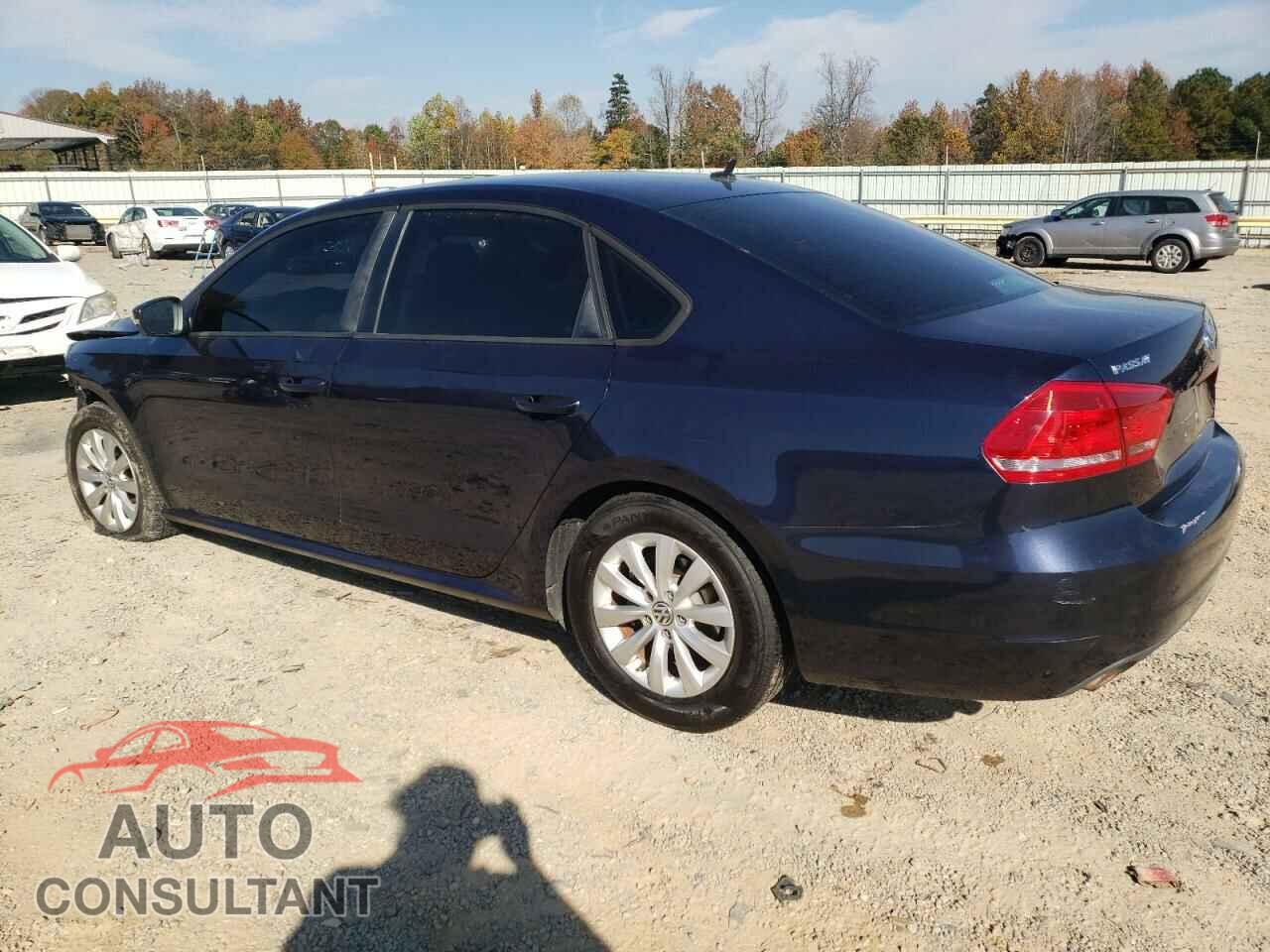 VOLKSWAGEN PASSAT 2013 - 1VWAH7A34DC100618