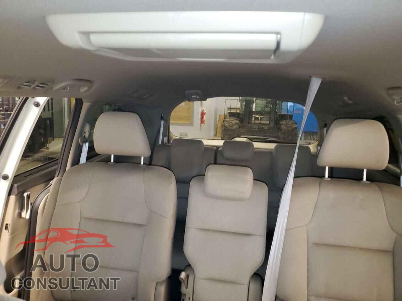 HONDA ODYSSEY 2017 - 5FNRL5H31HB020135