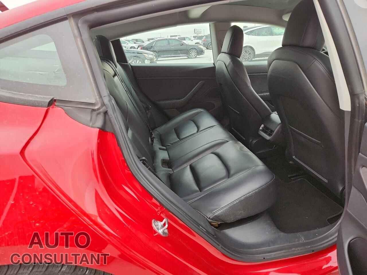 TESLA MODEL 3 2021 - 5YJ3E1EB4MF859680