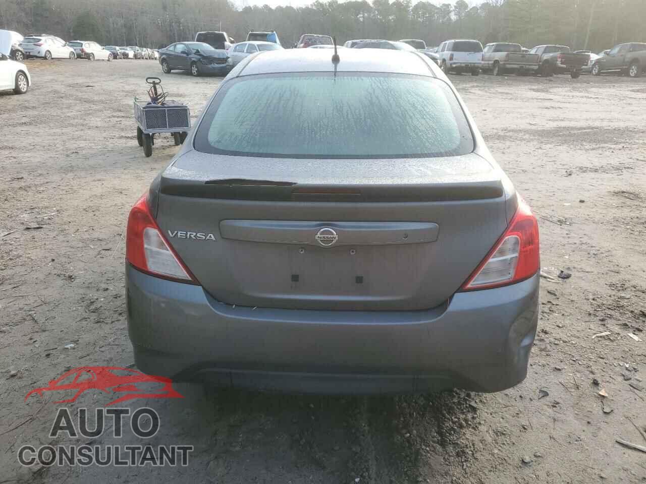 NISSAN VERSA 2017 - 3N1CN7AP3HL903263