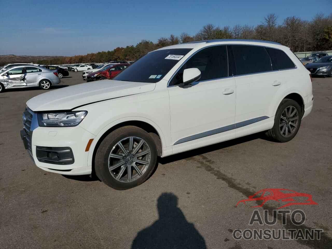 AUDI Q7 2018 - WA1LAAF71JD027250