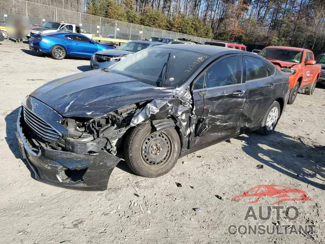 FORD FUSION 2019 - 3FA6P0G72KR128404