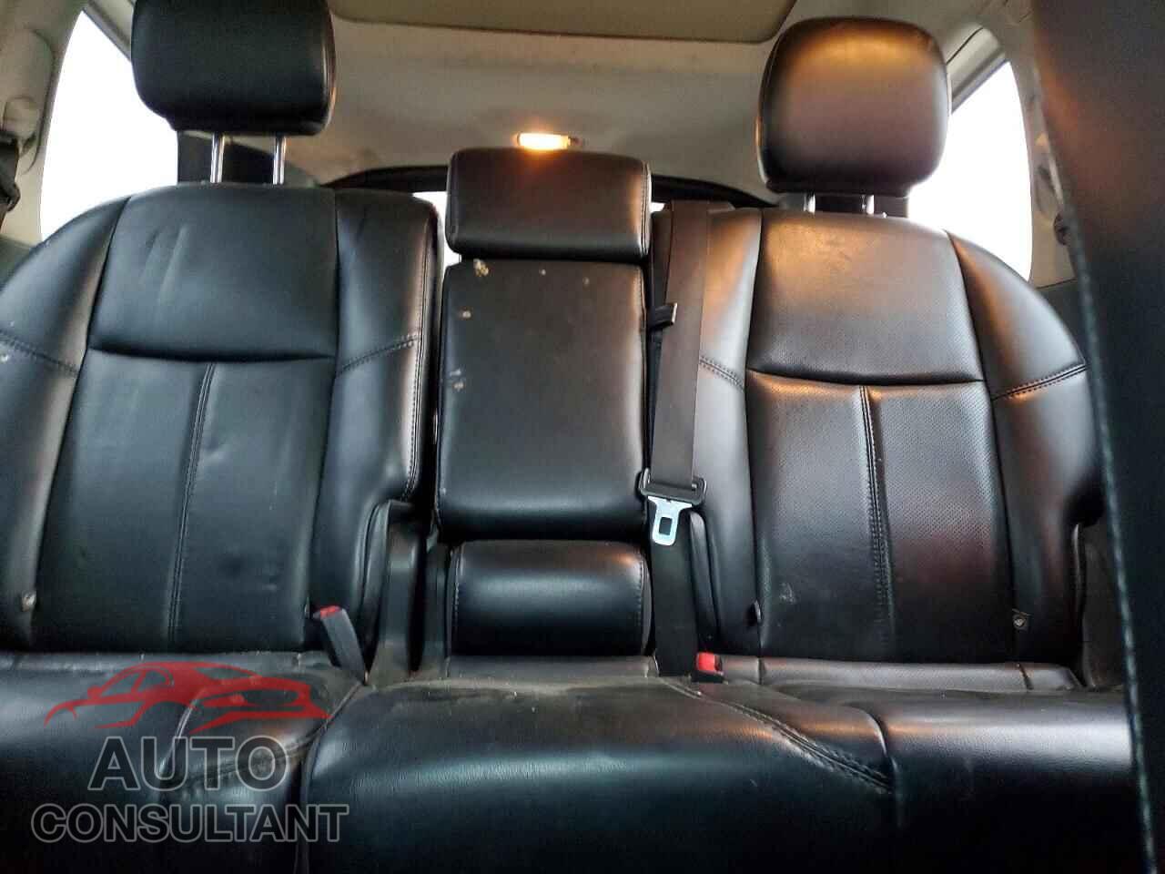 NISSAN PATHFINDER 2015 - 5N1AR2MM2FC659896