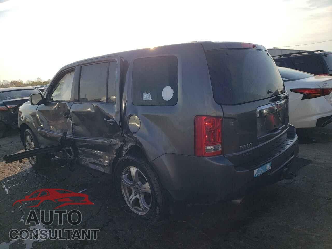 HONDA PILOT 2013 - 5FNYF4H58DB002997