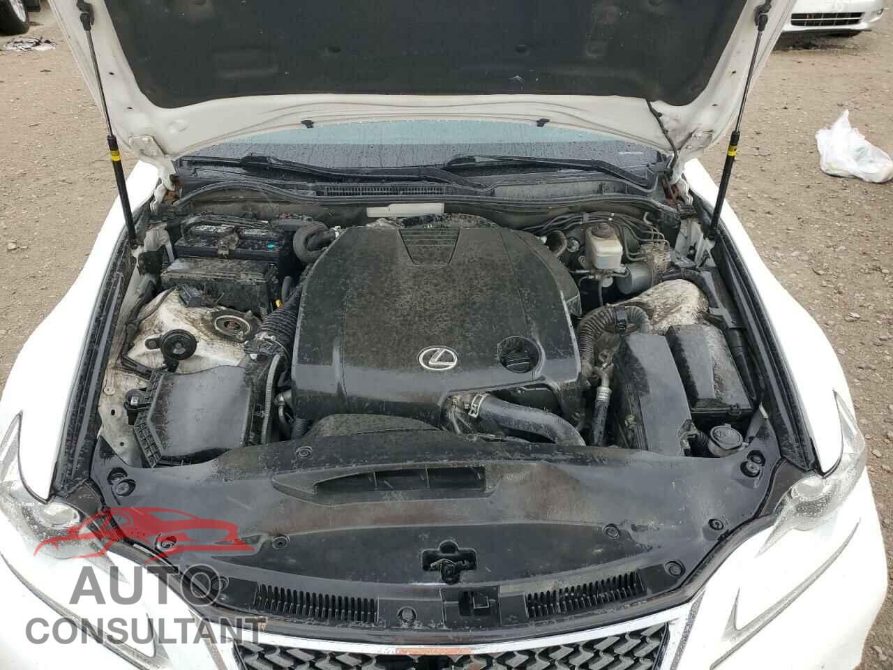 LEXUS IS 2015 - JTHCF1D29F5018438