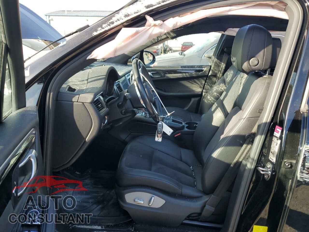 PORSCHE MACAN 2018 - WP1AA2A58JLB16536
