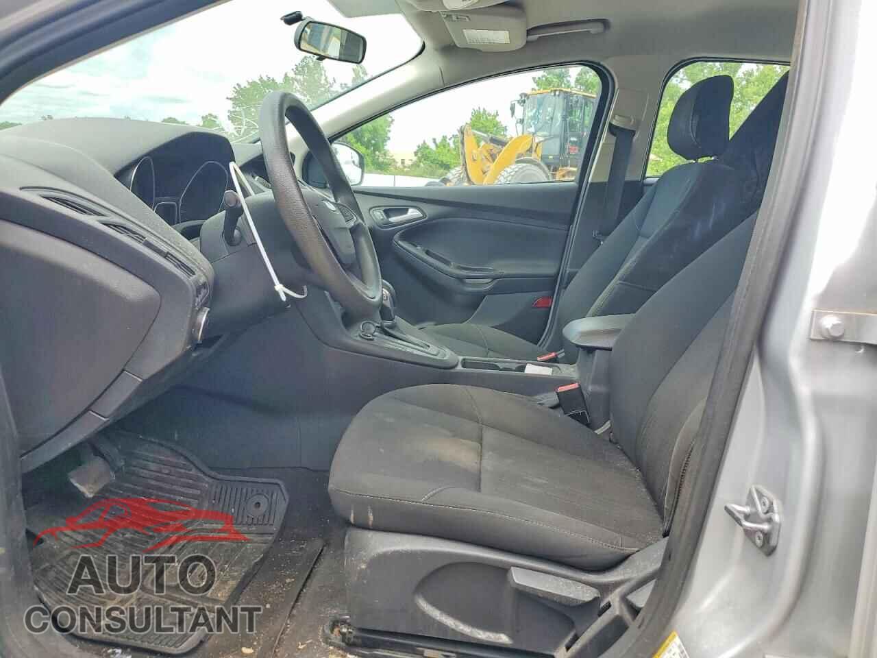 FORD FOCUS 2018 - 1FADP3F27JL249327