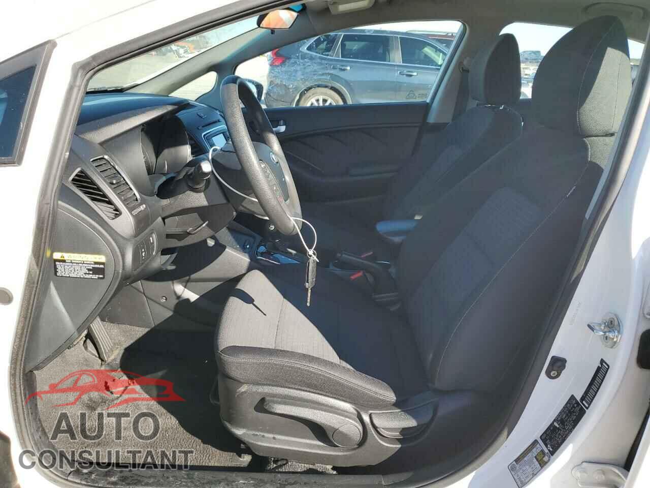 KIA FORTE 2017 - 3KPFL4A75HE138818
