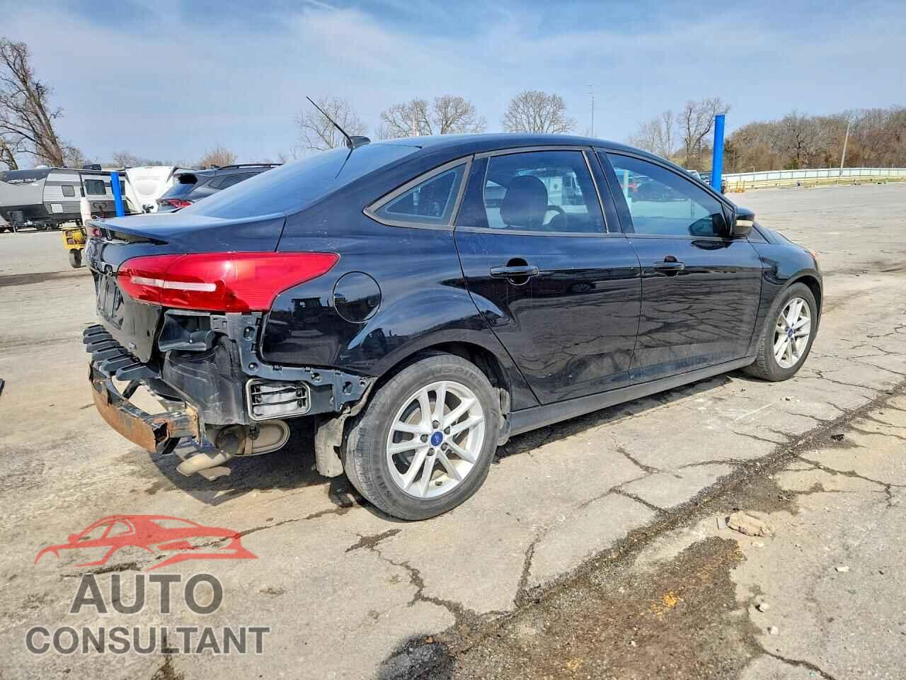 FORD FOCUS 2017 - 1FADP3F28HL270911