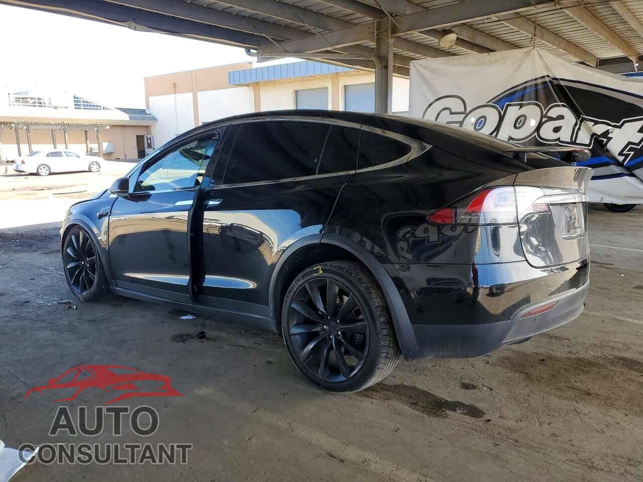 TESLA MODEL X 2017 - 5YJXCDE25HF051529