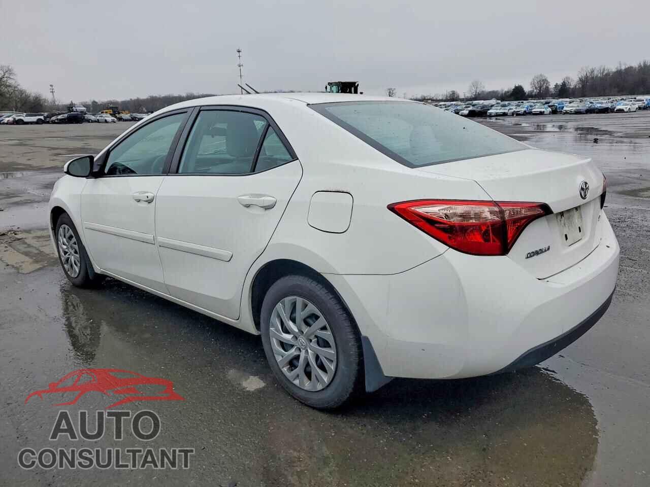 TOYOTA COROLLA 2017 - 2T1BURHE7HC811328