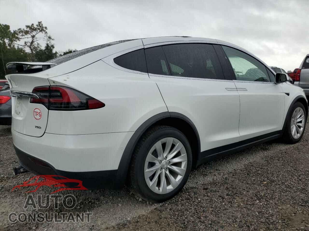 TESLA MODEL X 2019 - 5YJXCAE26KF140032
