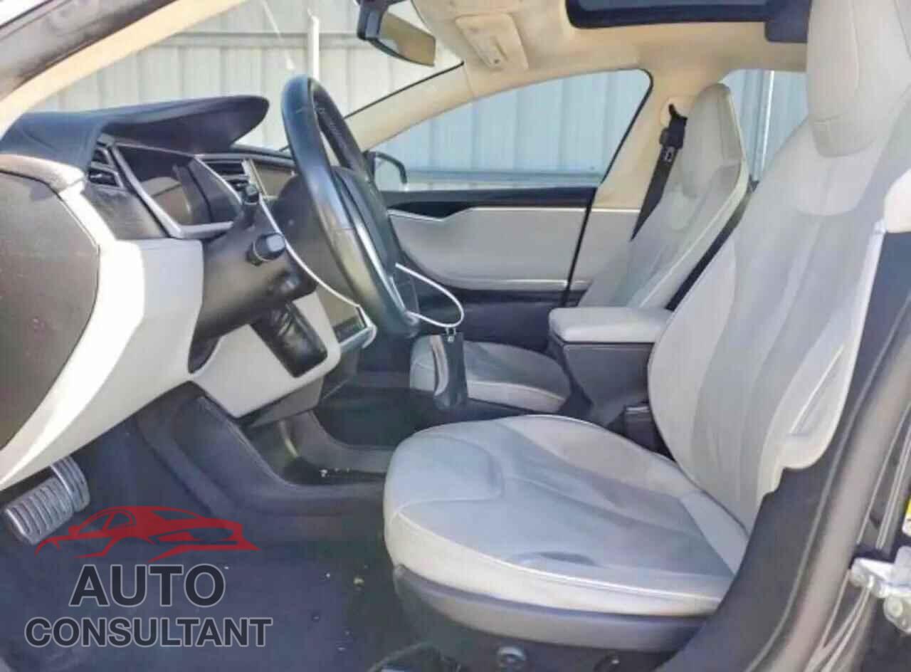 TESLA MODEL S 2013 - 5YJSA1CP9DFP26709