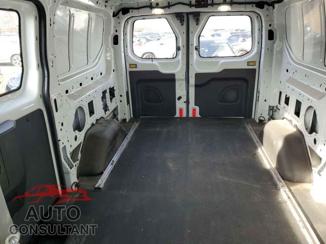FORD TRANSIT 2015 - 1FTNE1ZM8FKA91275