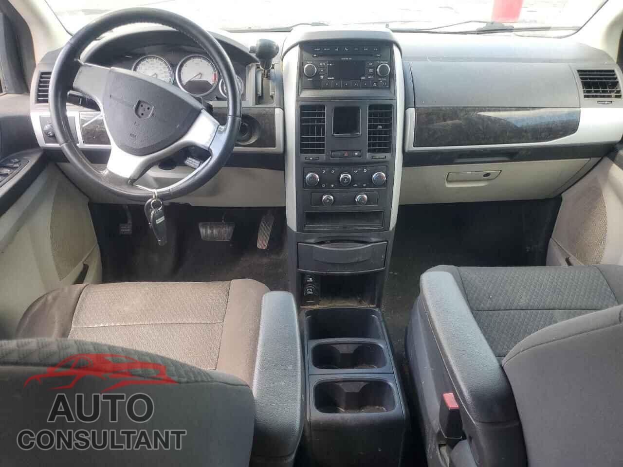 DODGE CARAVAN 2010 - 2D4RN5D13AR146895