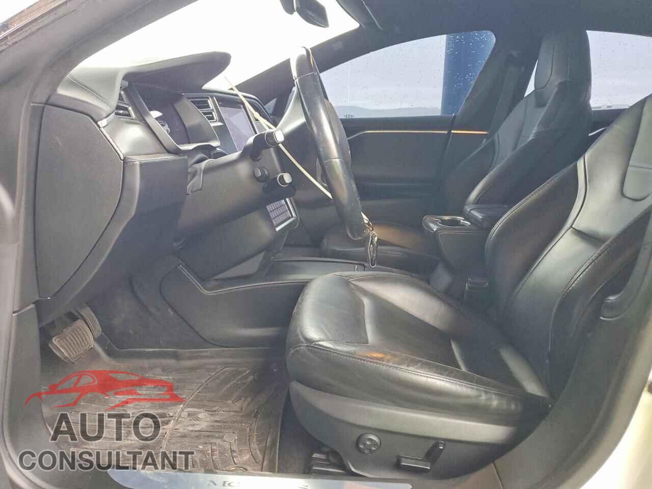 TESLA MODEL S 2016 - 5YJSA1E14GF150010