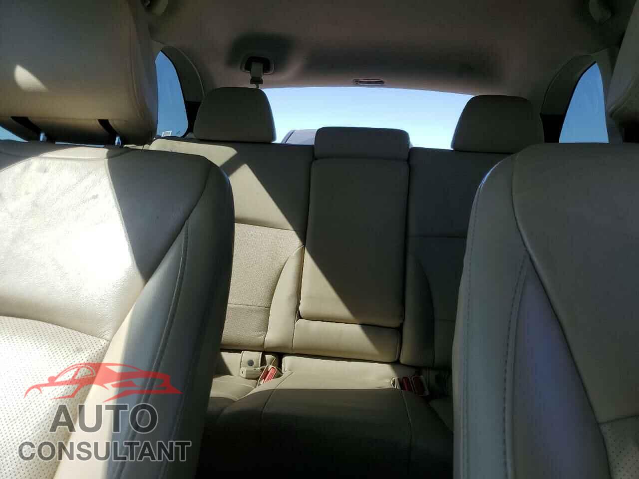 SUBARU OUTBACK 2017 - 4S4BSAKC6H3414809