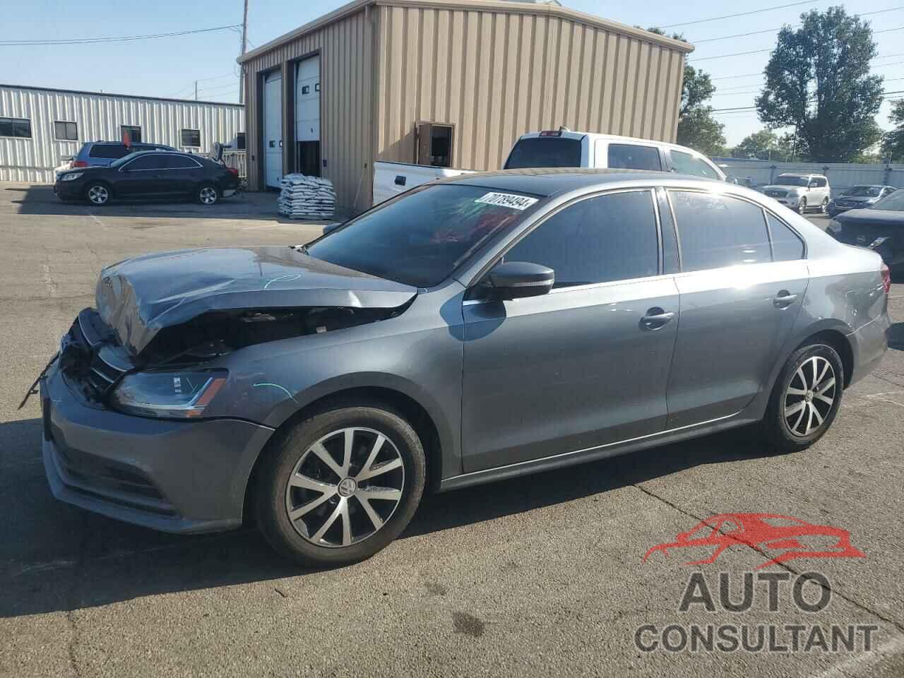 VOLKSWAGEN JETTA 2018 - 3VWDB7AJ8JM216329