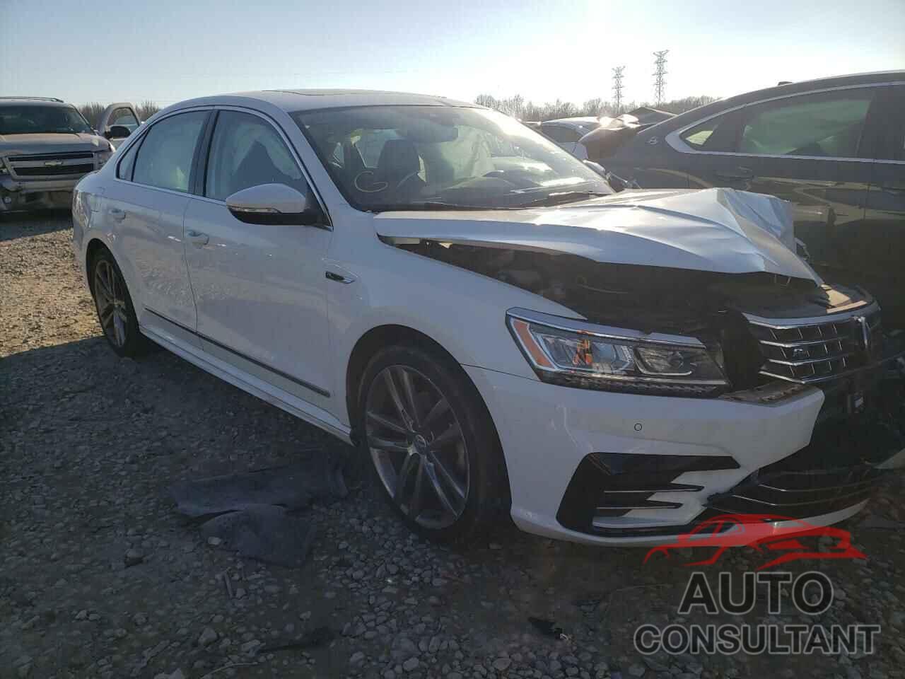VOLKSWAGEN PASSAT 2019 - 1VWMA7A38KC013917