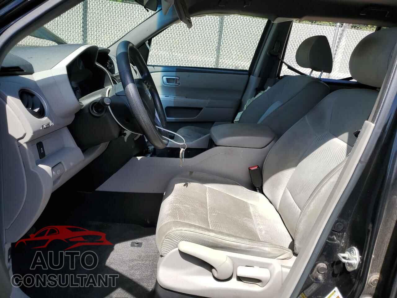 HONDA PILOT 2012 - 5FNYF4H21CB073589