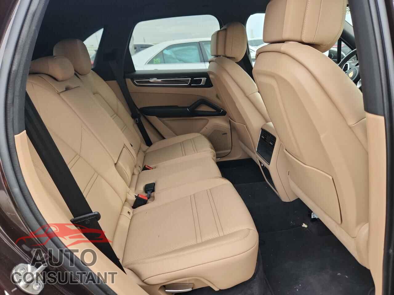 PORSCHE CAYENNE 2021 - WP1AB2AY2MDA28104