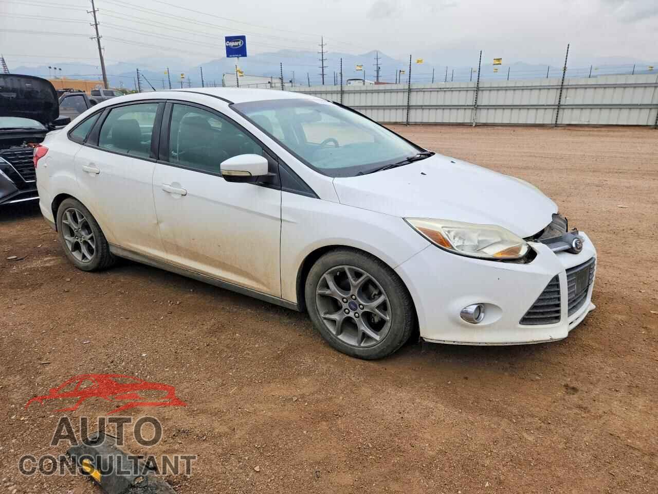 FORD FOCUS 2014 - 1FADP3F23EL111273