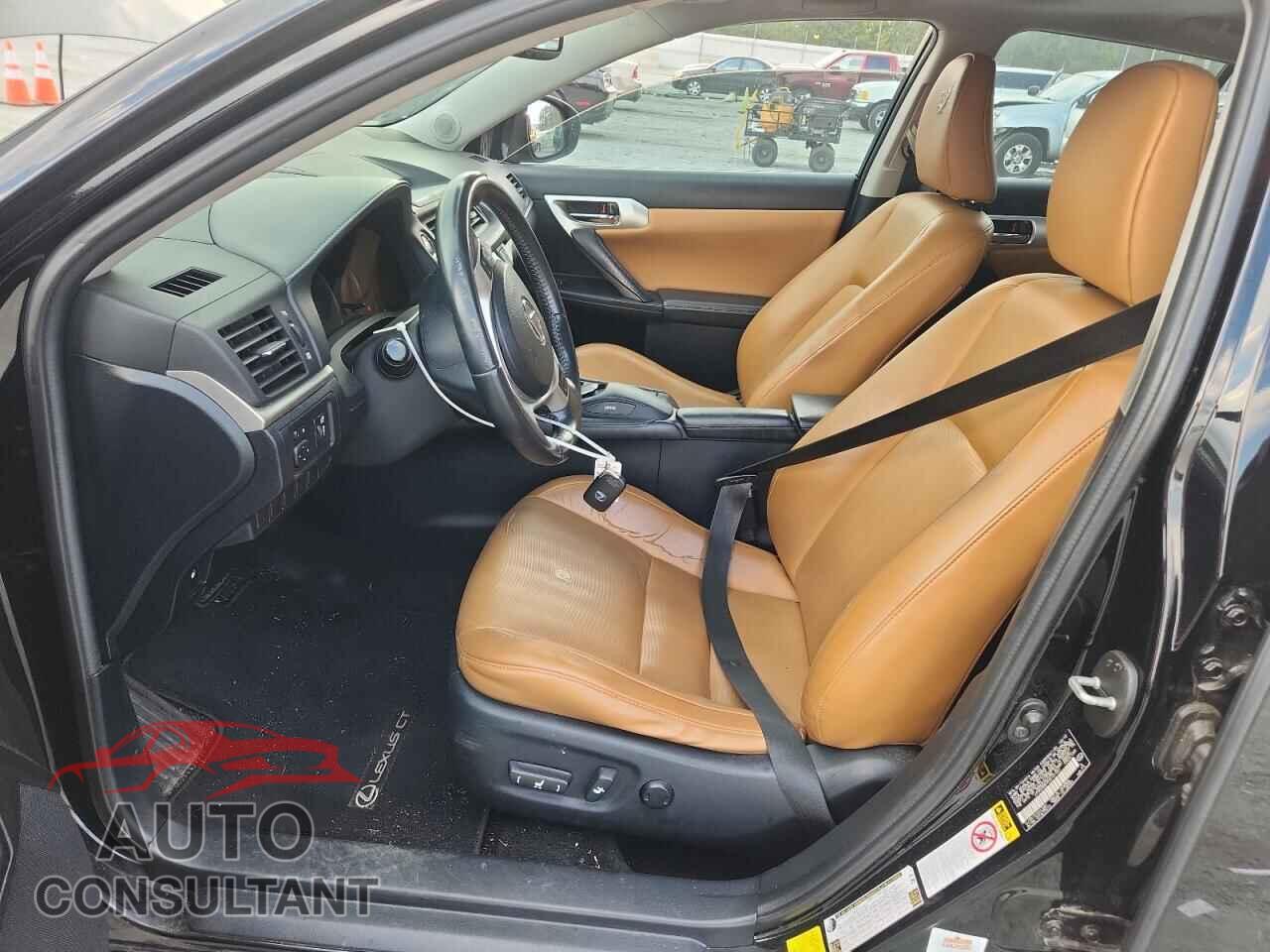 LEXUS CT 200 2013 - JTHKD5BH7D2131951