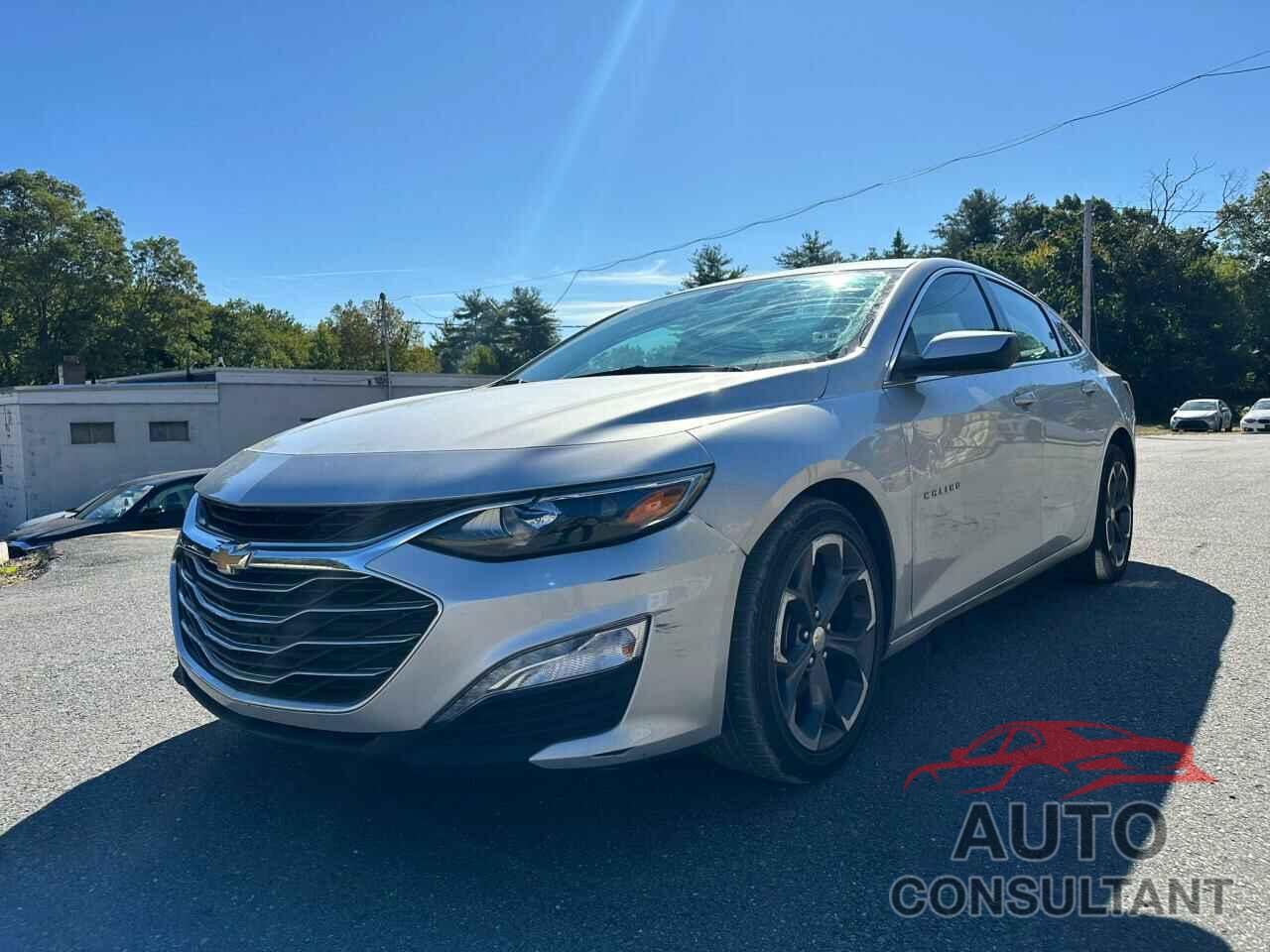 CHEVROLET MALIBU 2022 - 1G1ZD5ST2NF139575