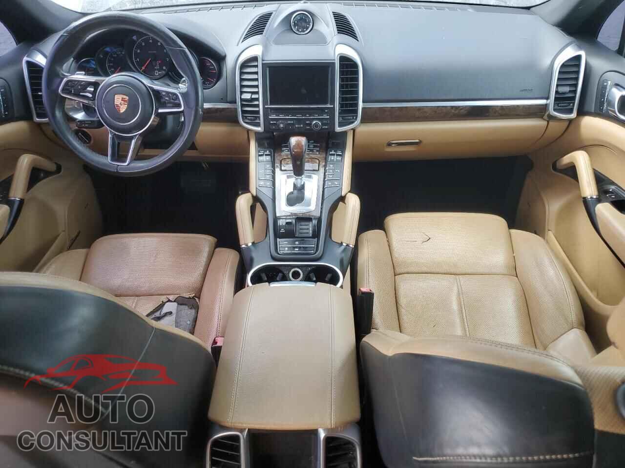 PORSCHE CAYENNE 2016 - WP1AA2A22GLA01722