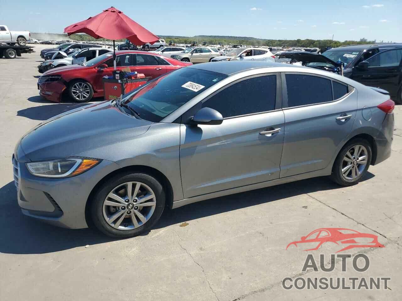 HYUNDAI ELANTRA 2018 - KMHD84LF2JU477911