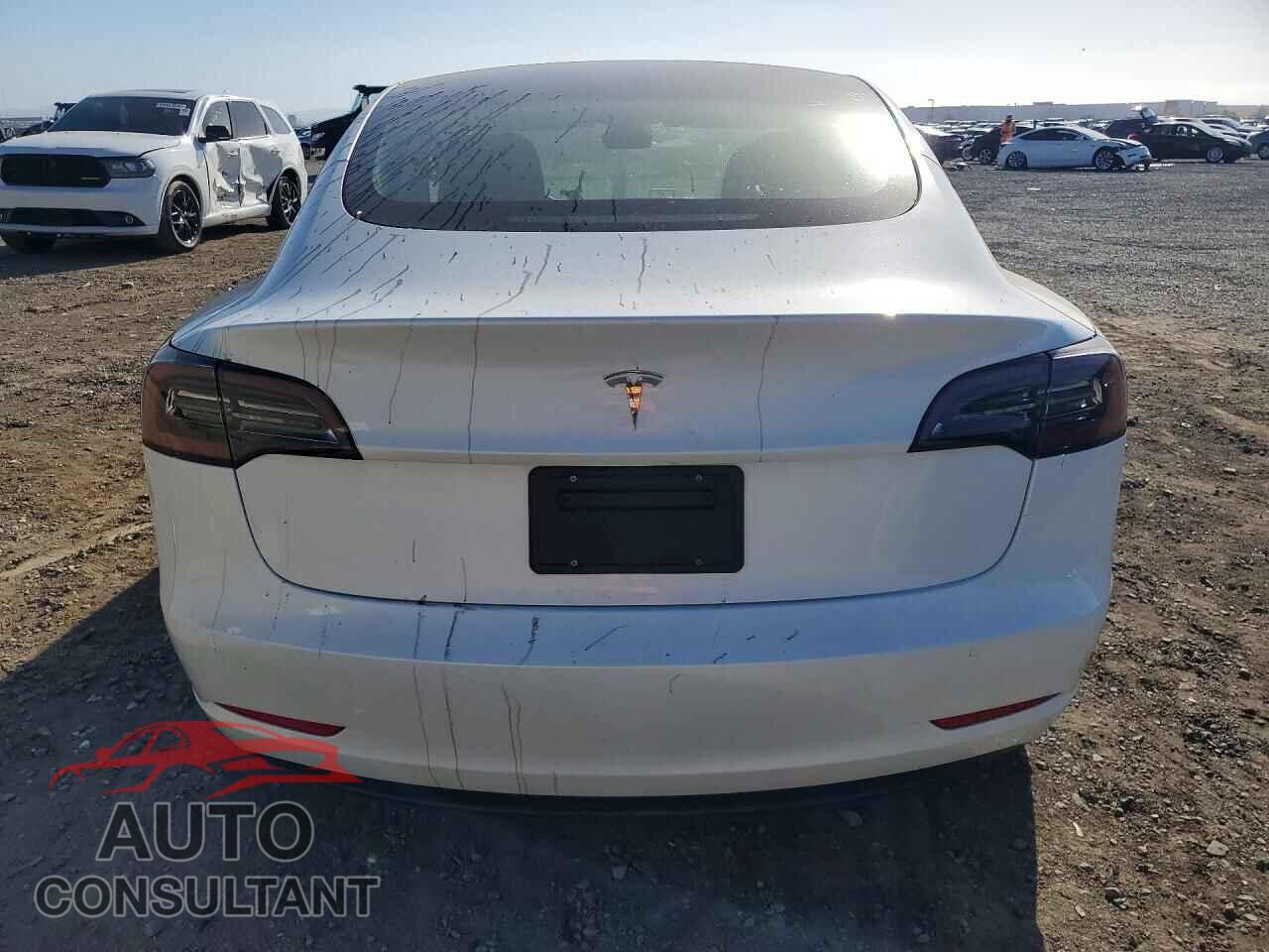 TESLA MODEL 3 2023 - 5YJ3E1EA1PF556643