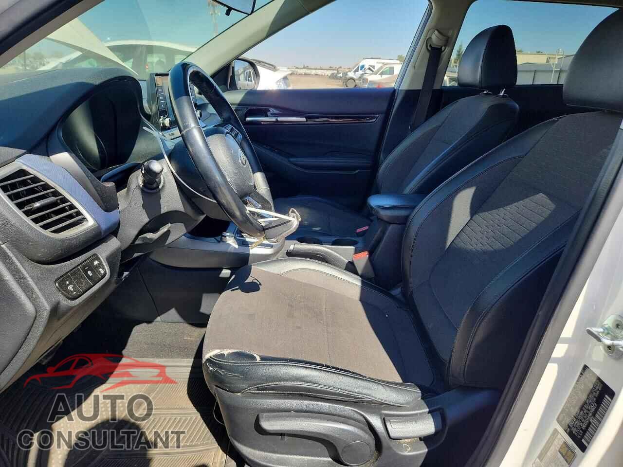 KIA SELTOS 2021 - KNDEU2AAXM7080112