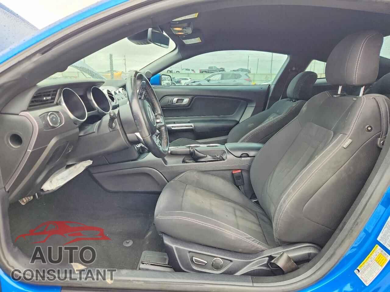 FORD MUSTANG 2019 - 1FA6P8TH0K5168674