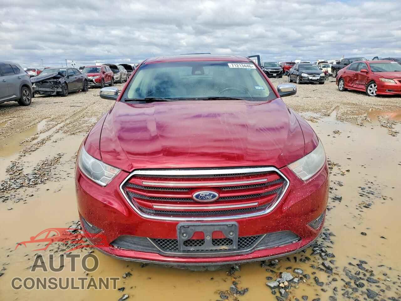 FORD TAURUS 2017 - 1FAHP2F88HG102209