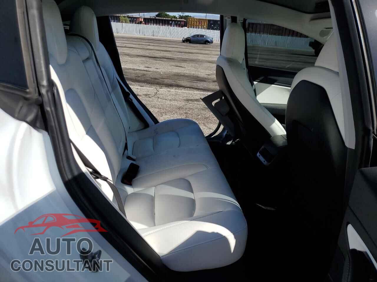 TESLA MODEL 3 2020 - 5YJ3E1EB9LF622889