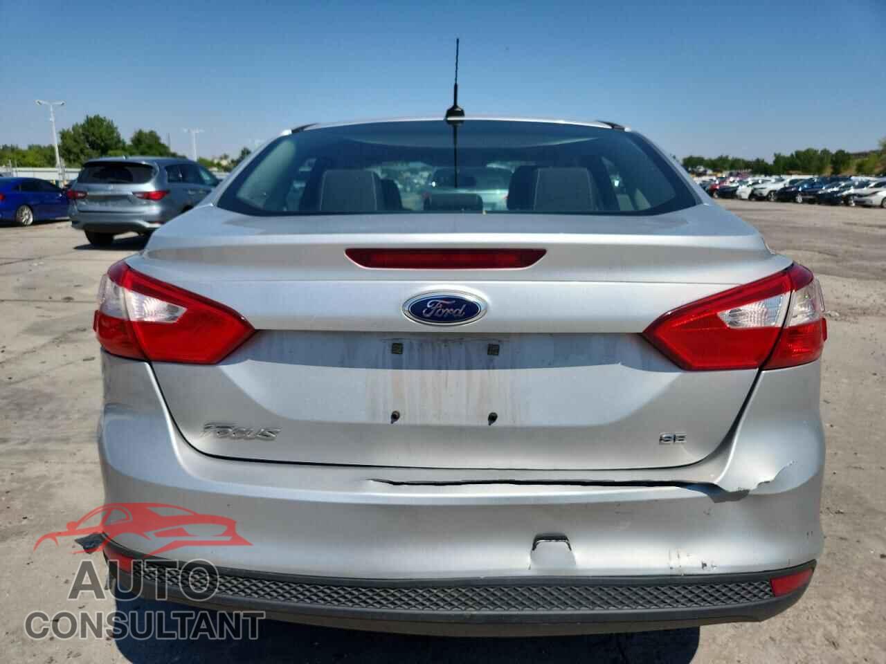 FORD FOCUS 2014 - 1FADP3F20EL238692