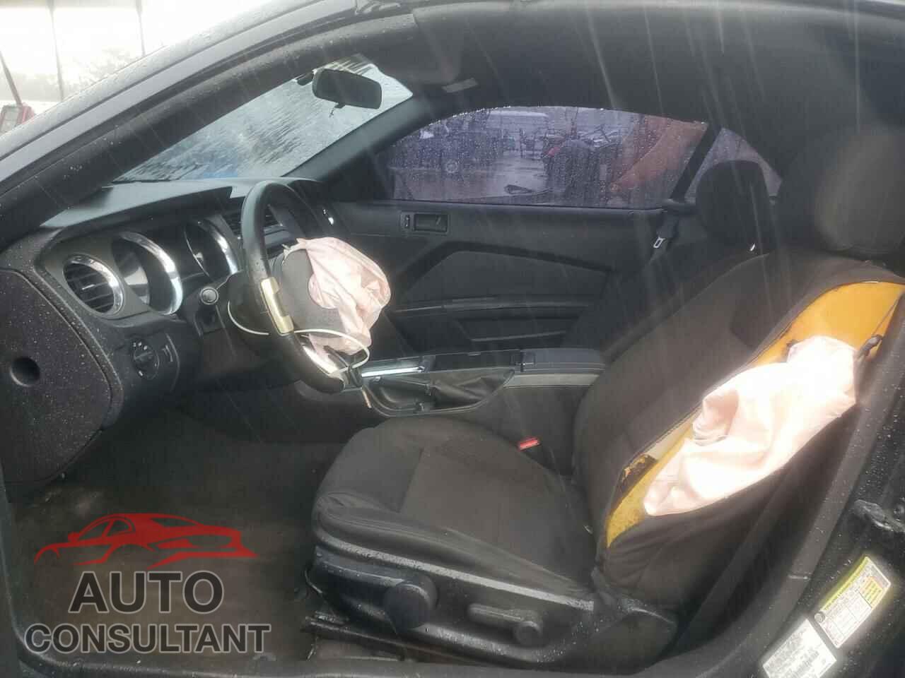 FORD MUSTANG 2013 - 1ZVBP8FF8D5218370