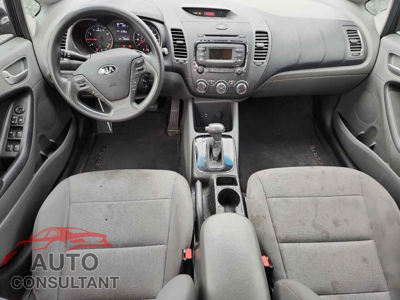 KIA FORTE 2017 - 3KPFK4A74HE112603