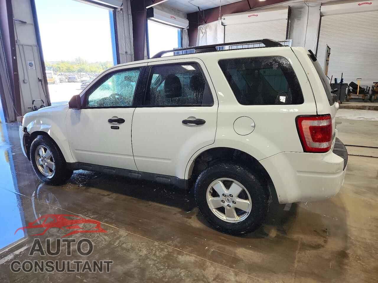 FORD ESCAPE 2011 - 1FMCU0DG4BKB79087