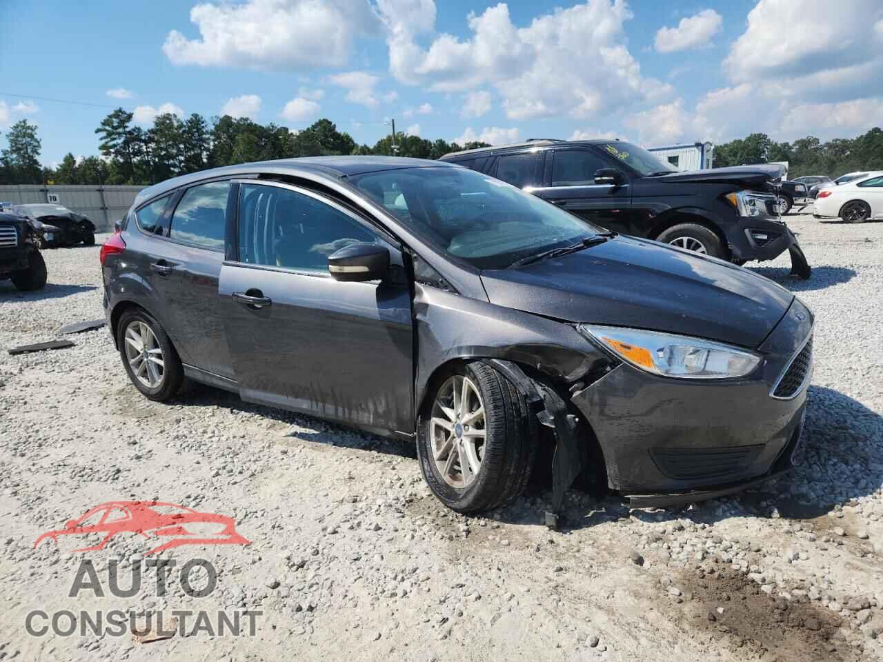 FORD FOCUS 2017 - 1FADP3K25HL334554
